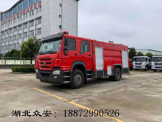 湖北眾安水罐消防車完美交付至新疆建設(shè)兵團(tuán)第五師八十三團(tuán)